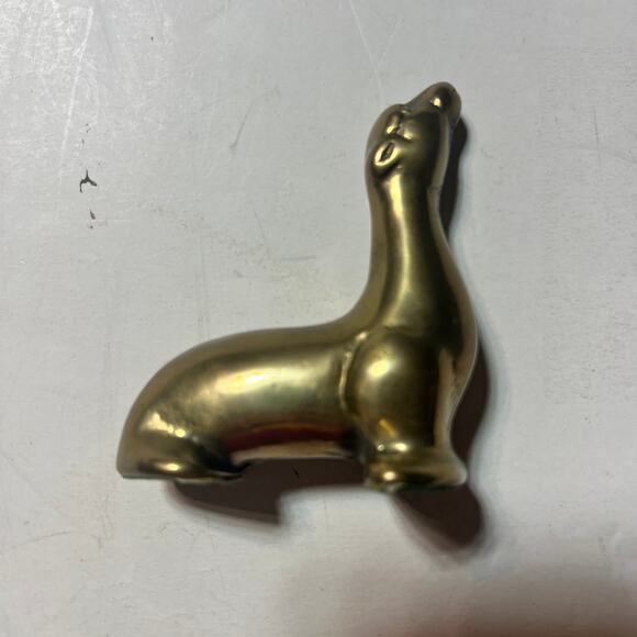 Vintage Brass Sea Lion Figurine Taiwan old Wal Mart Mid Century Animal Decor - Picture 4 of 14